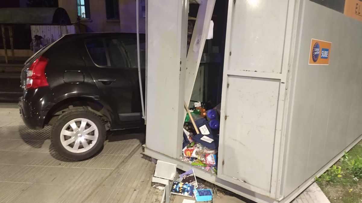 La dueña del local se salvó de milagro ya que hacía diez minutos había cerrado las puertas.