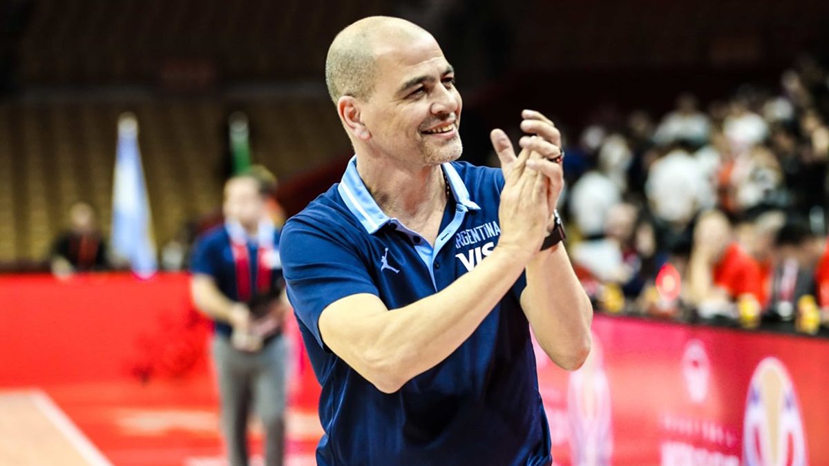 Sergio Oveja Hernández asumió la conducción de la Selección Argentina de básquet para los Juegos Olímpicos de Tokio.
