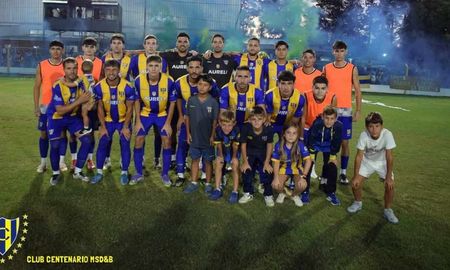 Centenario de San José de la Esquina, primer semifinalista de la Copa Federación de Fútbol. Foto: Maccioni Fotografía. Centenario de San José de la Esquina, primer semifinalista de la Copa Federación de Fútbol. Foto: Maccioni Fotografía.