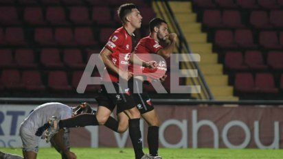Copa Argentina: Colón enfrenta a Cipolletti para seguir adelante en el certamen