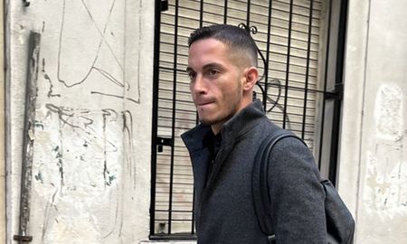 Iván Marcone se realizó la revisión médica y en breve firmará contrato con el Club Atlético Independiente, club del cual es hincha. Iván Marcone se realizó la revisión médica y en breve firmará contrato con el Club Atlético Independiente, club del cual es hincha.