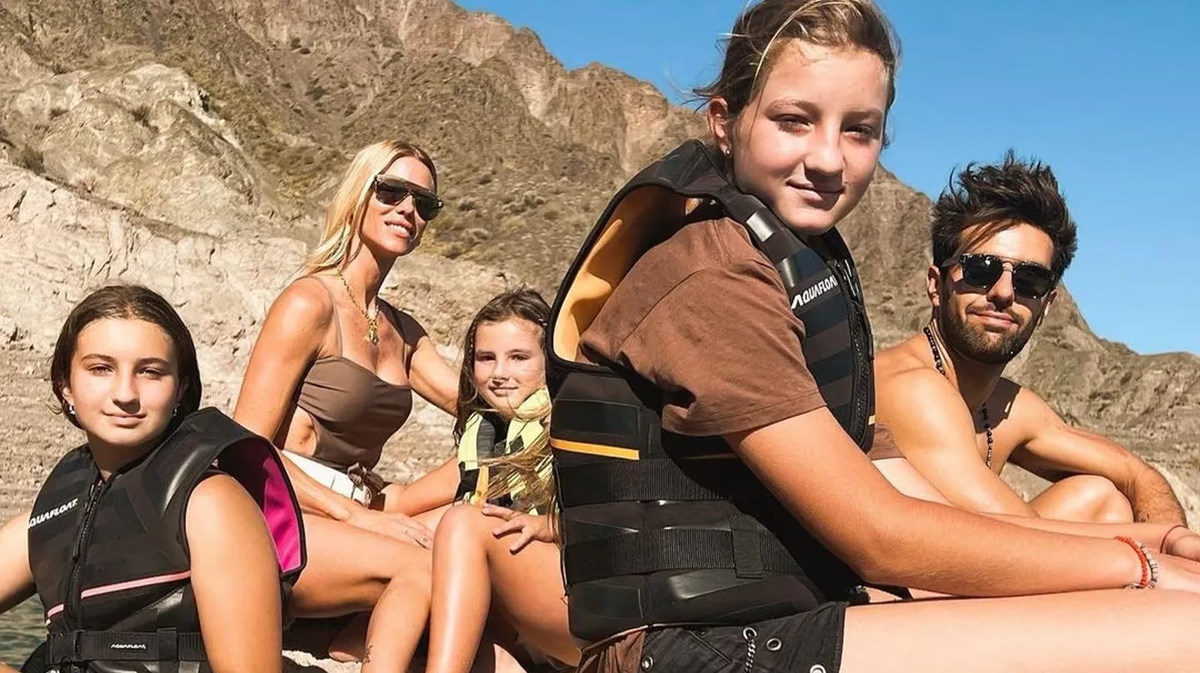 La hija mayor de Nicole Nuemann rompió el silencio y decidió denunciar a su madre por violencia y maltrato. La hija mayor de Nicole Nuemann rompió el silencio y decidió denunciar a su madre por violencia y maltrato.