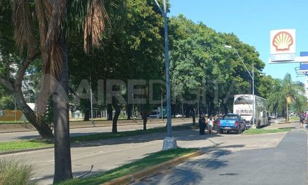 La policía detuvo la marcha de un colectivo en Santa Fe La policía detuvo la marcha de un colectivo en Santa Fe