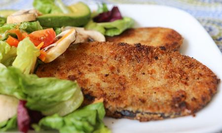 Con unos pocos ingredientes básicos, puedes preparar milanesas de berenjena deliciosas en casa en poco tiempo. Con unos pocos ingredientes básicos, puedes preparar milanesas de berenjena deliciosas en casa en poco tiempo.
