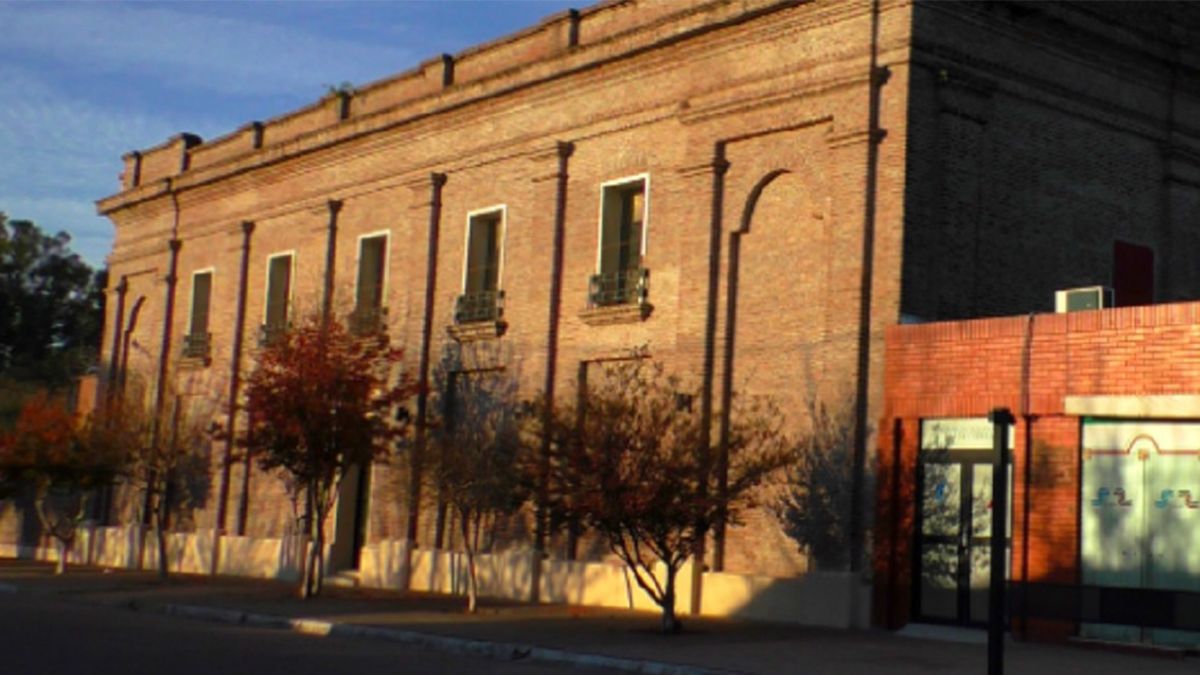 El robo tuvo lugar en la Sociedad Italiana de Socorros Mutuos que fue fundada en el año 1906.&nbsp;