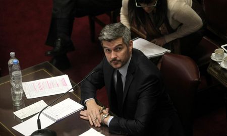 marcos pena cruzo a la cgt: ?el paro es propicio para los violentos? marcos pena cruzo a la cgt: ?el paro es propicio para los violentos?