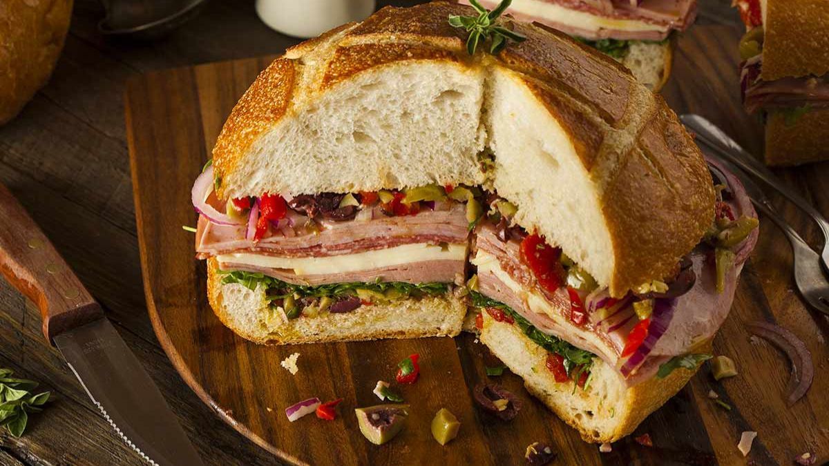  El pan muffuletta es un ícono del Mardi Gras en Nueva Orleans. 