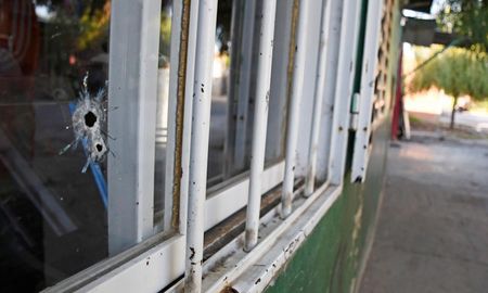 Aire de Santa Fe | casa baleada - clarin.jpg