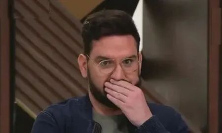 Damián Betular dejó el país. Damián Betular dejó el país.
