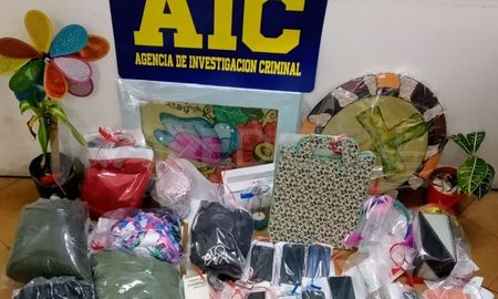 Parte de los elementos que las nuevas implicadas habría robado en casas y locales comerciales. Parte de los elementos que las nuevas implicadas habría robado en casas y locales comerciales.