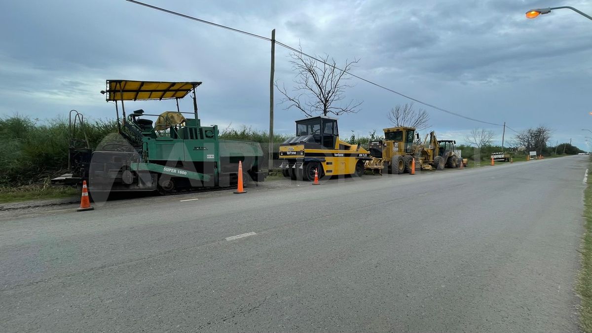 Además de pavimentación, Weiss Ackerley afirmó que se harán trabajos de bacheo. Además de pavimentación, Weiss Ackerley afirmó que se harán trabajos de bacheo.