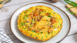 altText(Tortilla de calabaza en 15 minutos: la receta liviana y saludable que reemplaza a la de papa)}