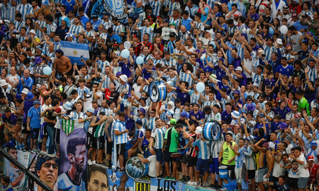 Los hinchas de la Selección Argentina se preparan para comprar las entradas. Los hinchas de la Selección Argentina se preparan para comprar las entradas.