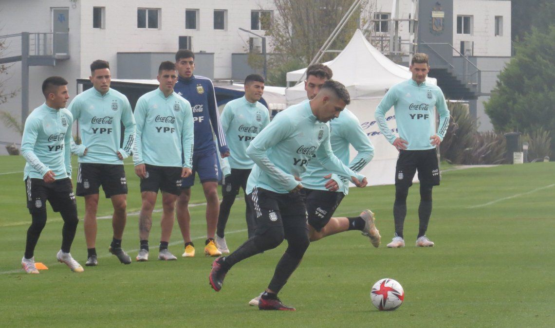 La selección olímpica se entrenó en Ezeiza.