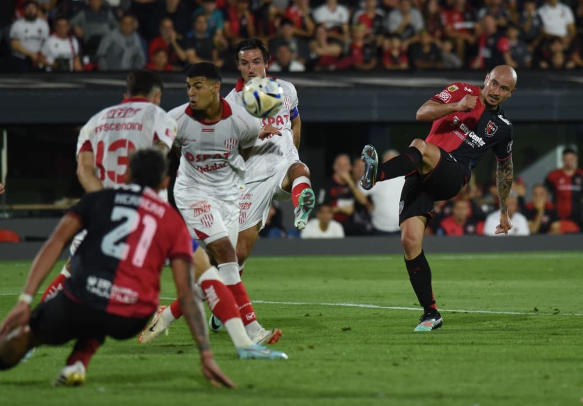 Maizon fue la figura defensiva de Unión.