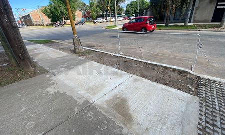 El socavón de Salvador del Carril quedó reparado y ya se puede circular. El socavón de Salvador del Carril quedó reparado y ya se puede circular.