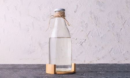 El vinagre es efectivo para limpiar, pero solo si se usa de la manera correcta. El vinagre es efectivo para limpiar, pero solo si se usa de la manera correcta.