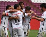 La Lepra se recuperó ante Lanús lo venció por goleada en condición de visitante. La Lepra se recuperó ante Lanús lo venció por goleada en condición de visitante.