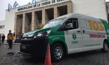 Esta es la ambulancia que el Municipio compró con los recursos que generó la venta de la camioneta del exintendente José Corral. Esta es la ambulancia que el Municipio compró con los recursos que generó la venta de la camioneta del exintendente José Corral.