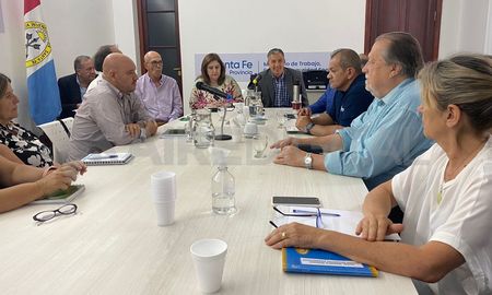 Este jueves se reanudó la paritaria docente en la provincia de Santa Fe. Este jueves se reanudó la paritaria docente en la provincia de Santa Fe.