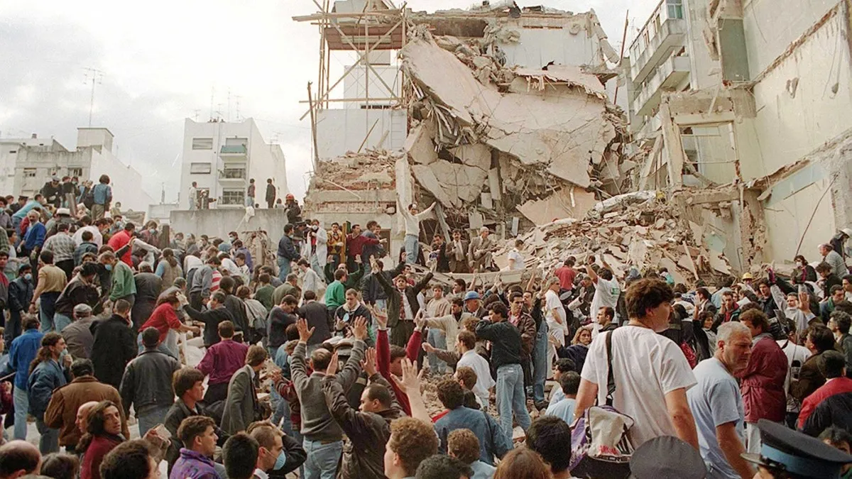 Efemérides del 18 de julio: en 1994 ocurre el atentado contra la AMIA