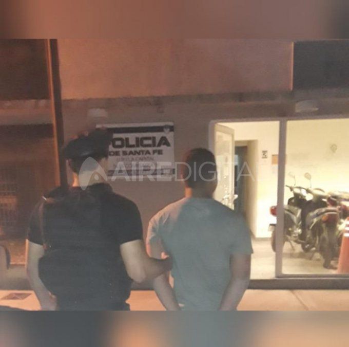Cuatro hombres fueron detenidos y la mujer logró darse a la fuga