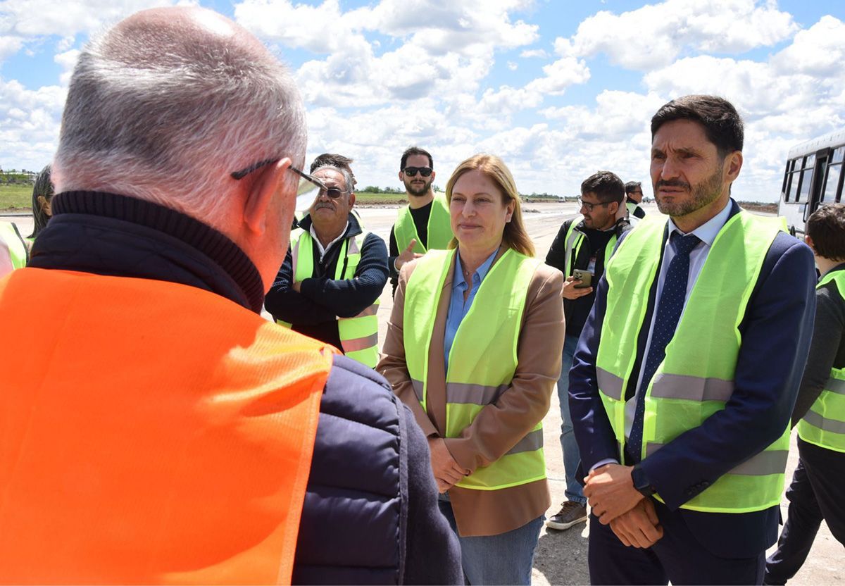Las mejoras permitirán que lleguen y despeguen aviones de más de 300 pasajeros, y un tránsito anual de 5 millones de personas, indicaron desde el gobierno provincial. Las mejoras permitirán que lleguen y despeguen aviones de más de 300 pasajeros, y un tránsito anual de 5 millones de personas, indicaron desde el gobierno provincial.