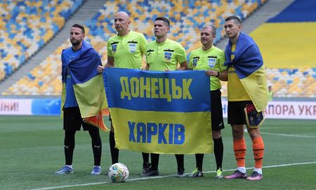 Fútbol por la paz, dijo Andréi Pavelko, presidente de la Asociación Ucraniana de Fútbol. Fútbol por la paz, dijo Andréi Pavelko, presidente de la Asociación Ucraniana de Fútbol.