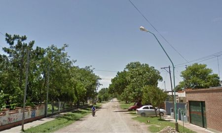 El robo a los menores ocurrió en calle Roque Saenz Peña al 3500, a metros de una escuela en la ciudad de Santo Tomé. El robo a los menores ocurrió en calle Roque Saenz Peña al 3500, a metros de una escuela en la ciudad de Santo Tomé.