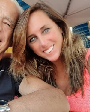 Los profesionales de la salud comparten la crianza de su hijo Emilio. Los profesionales de la salud comparten la crianza de su hijo Emilio.
