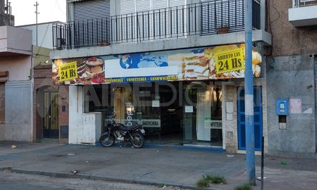 El comercio está ubicado en avenida Gobernador Freyre al 2200. El comercio está ubicado en avenida Gobernador Freyre al 2200.