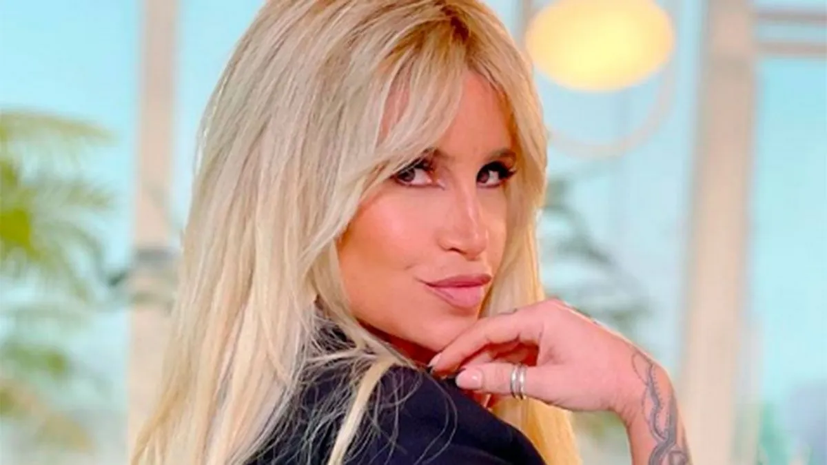 Florencia Peña reveló el curioso método para ir al baño durante la obra.