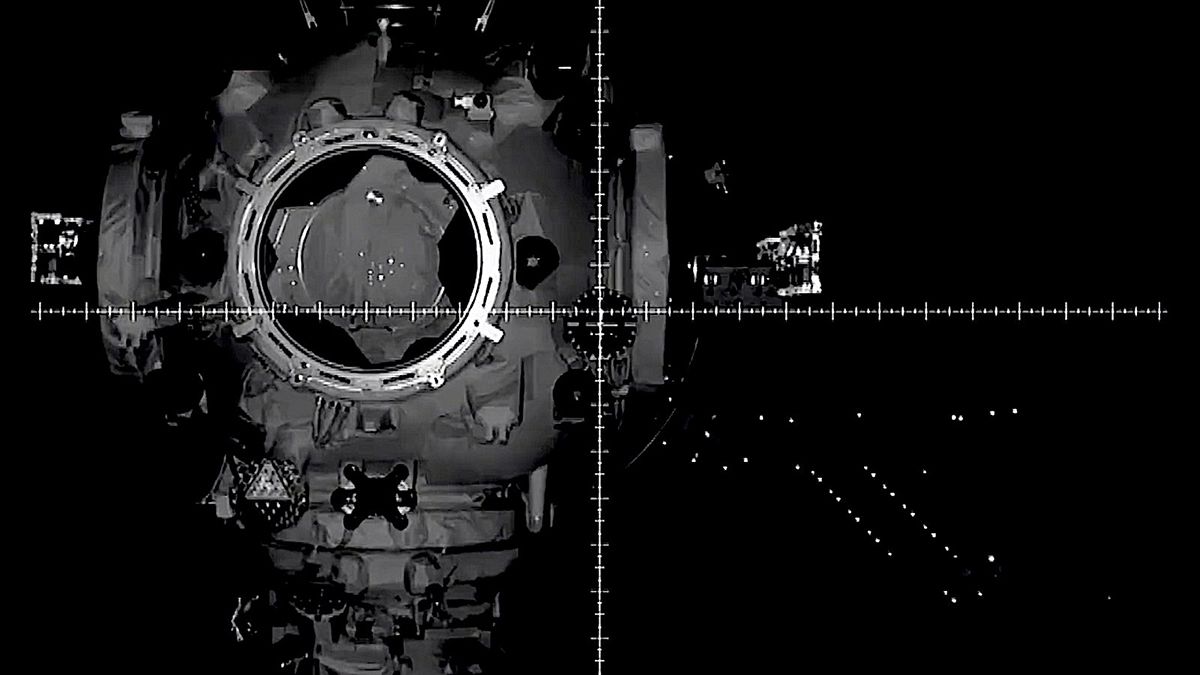 Módulo Tianhe visto desde el Wentian lanzado y acoplado este domingo.
