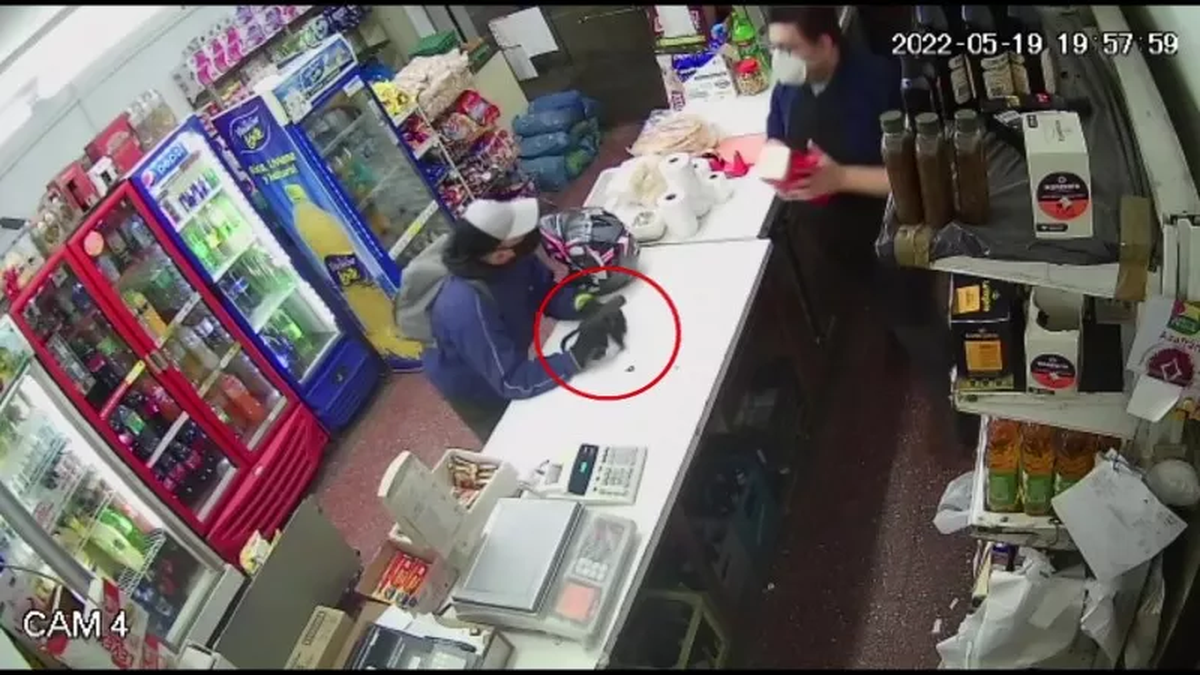 Un almacenero de la localidad bonaerense de Gerli se defendió a los golpes de un asalto.