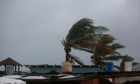 Alerta máxima por la trayectoria del huracán Melissa. Tocó tierra en Santiago de Cuba. 700.000 evacuados. Alerta máxima por la trayectoria del huracán Melissa. Tocó tierra en Santiago de Cuba. 700.000 evacuados.