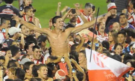 Unión recordó el natalicio de Diego Barisone con un saludo cargado de emoción. Unión recordó el natalicio de Diego Barisone con un saludo cargado de emoción.