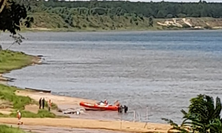 Hallaron sin vida a los dos jóvenes en el río Paraná. Hallaron sin vida a los dos jóvenes en el río Paraná.