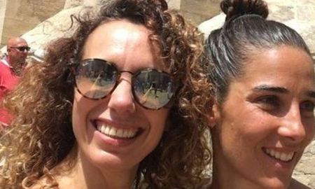 Victoria Césperes, la actriz uruguaya, peleaba contra el cáncer y había conocido a Juana Viale en un seminario de teatro. Victoria Césperes, la actriz uruguaya, peleaba contra el cáncer y había conocido a Juana Viale en un seminario de teatro.