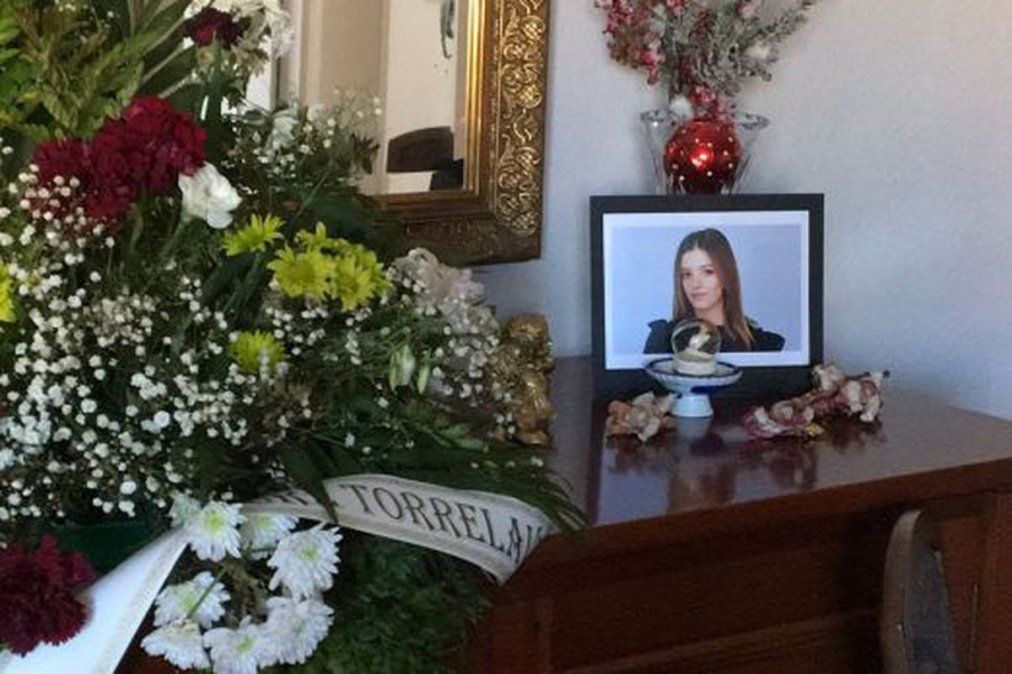 Ten&iacute;a que rendir un examen y su pap&aacute; le arm&oacute; un altar para desearle suerte que se volvi&oacute; viral