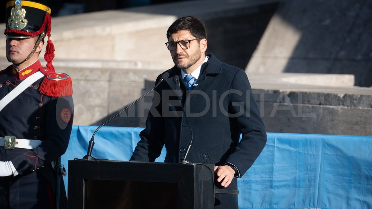 El reclamo de Pullaro a Milei en Rosario: Necesitamos federalismo