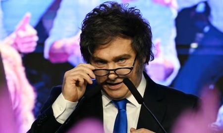 El presidente Javier Milei llegó este martes a Oslo, Noruega, para participar de la ceremonia de entrega del Premio Nobel de la Paz. El presidente Javier Milei llegó este martes a Oslo, Noruega, para participar de la ceremonia de entrega del Premio Nobel de la Paz.