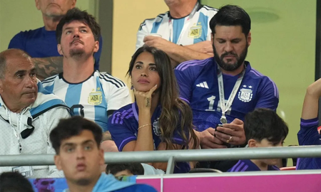 Antonela Roccuzzo no pudo ocultar los nervios en el partido de Argentina frente a Países Bajos Antonela Roccuzzo no pudo ocultar los nervios en el partido de Argentina frente a Países Bajos