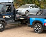 Los nuevos allanamientos tuvieron como resultado el secuestro de autos. Los nuevos allanamientos tuvieron como resultado el secuestro de autos.