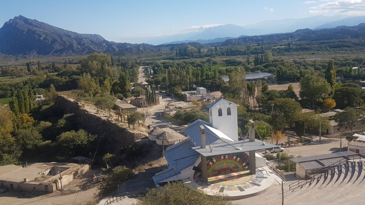 La localidad de Villa Vil funciona como un refugio ideal para quienes están buscando un destino de escapada para descansar del ruido de la ciudad. La localidad de Villa Vil funciona como un refugio ideal para quienes están buscando un destino de escapada para descansar del ruido de la ciudad.