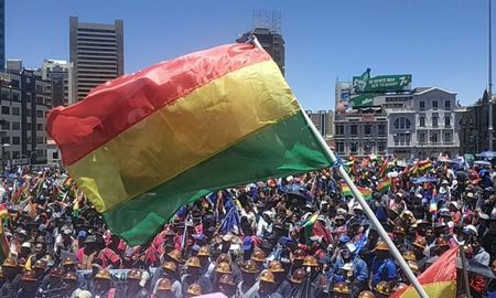 bolivia: manifestaciones a favor y en contra de evo morales y enfrentamientos en santa cruz de la sierra