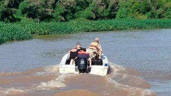 Personal de Prefectura Naval realiza un rastrillaje por la zona de islas de Diamante y la región.&nbsp;