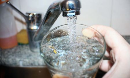 A comienzo de año el gobierno provincial habilitó un aumento del agua potable del 60% A comienzo de año el gobierno provincial habilitó un aumento del agua potable del 60%