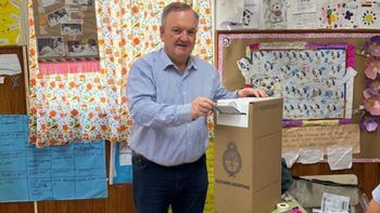Felipe Michlig votó en Ambrosetti e instó