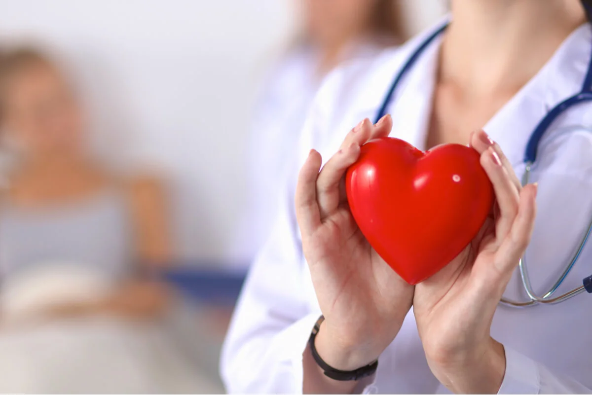 Mes del corazón: el camino para aumentar la supervivencia en adultos