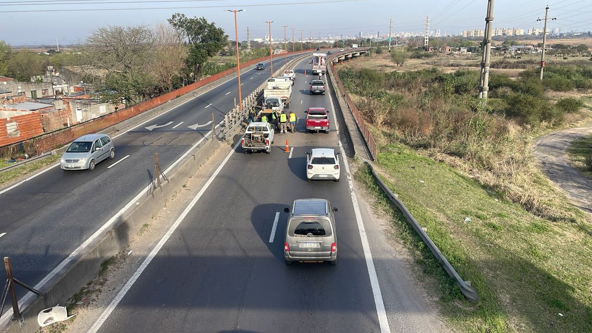 Ruta nacional 168: continúan los arreglos en las juntas de los puentes aliviadores